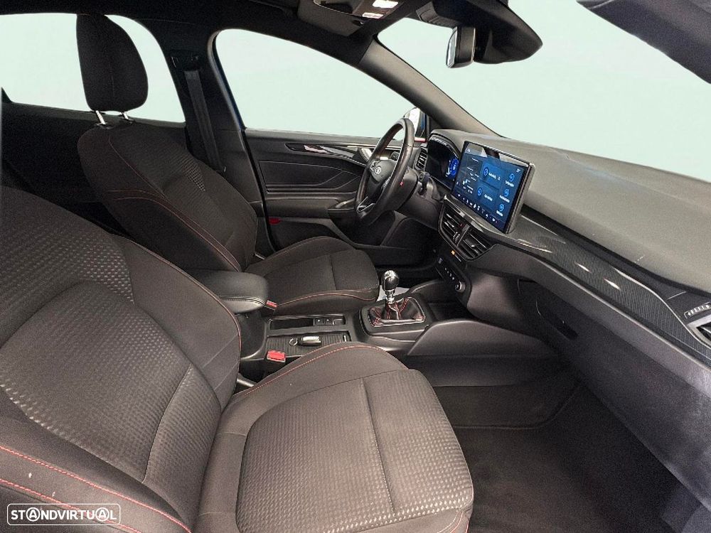 Ford Focus 1.0 EcoBoost MHEV ST-Line - 15