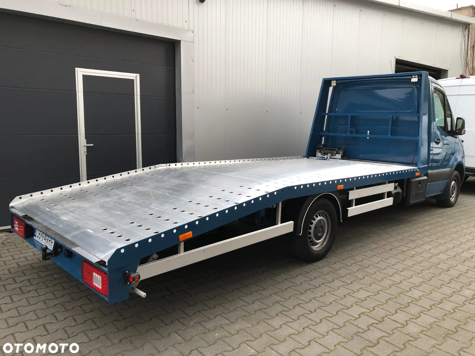 Mercedes-Benz Sprinter 317 - 14
