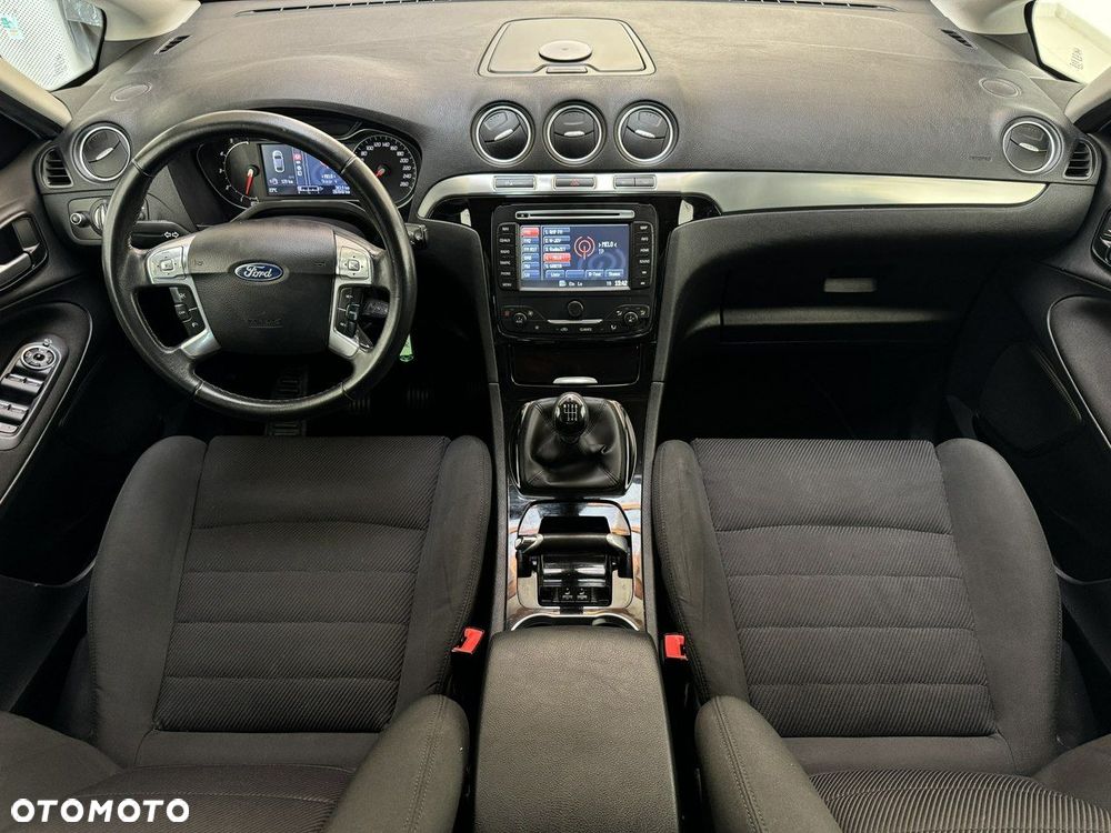Ford S-Max 2.0 TDCi DPF Titanium - 27