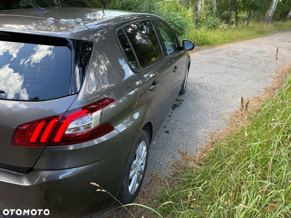Peugeot 308 PureTech 130 Stop & Start Active - 11