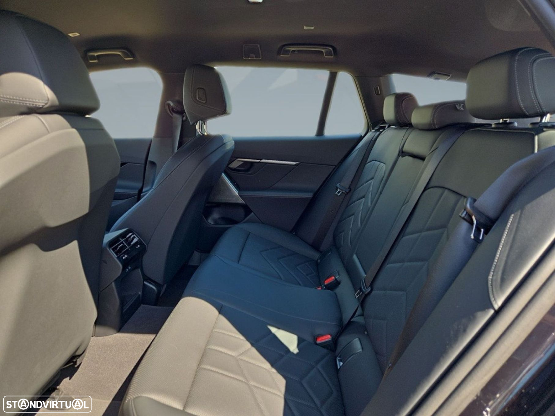 BMW 530 e Pack Desportivo M - 12