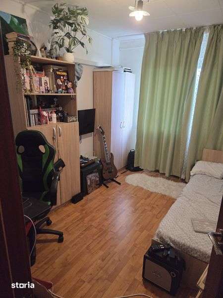 Apartament 3 camere decomandate - 2 bai -Rovine Craiova — fotografia 3