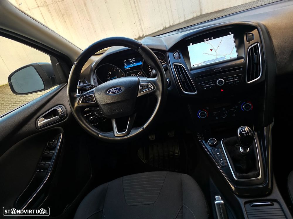 Ford Focus SW 1.5 TDCi Titanium - 40