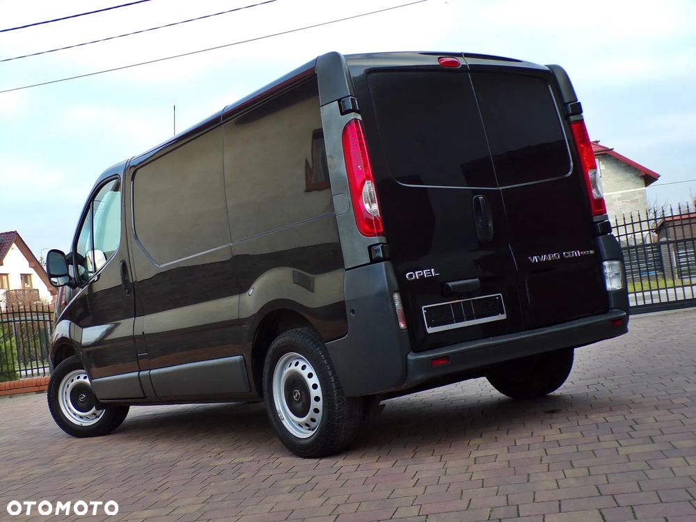 Opel Vivaro - 2