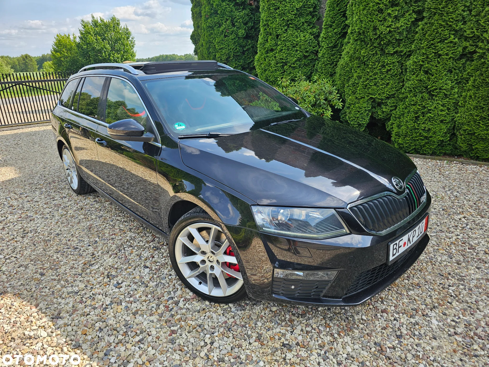 Skoda Octavia Combi 2.0 TDI DSG RS - 9