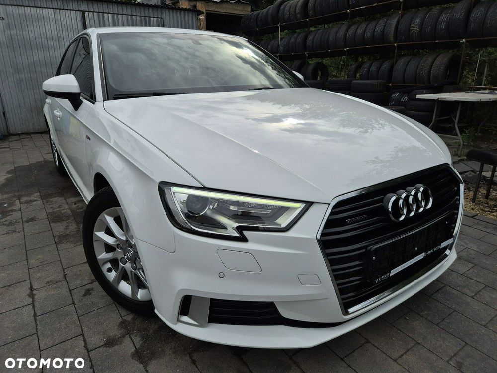 Audi A3 Sportback - 3