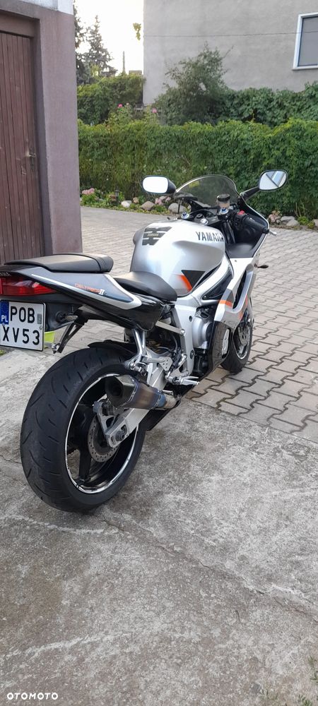 Yamaha R6 - 14