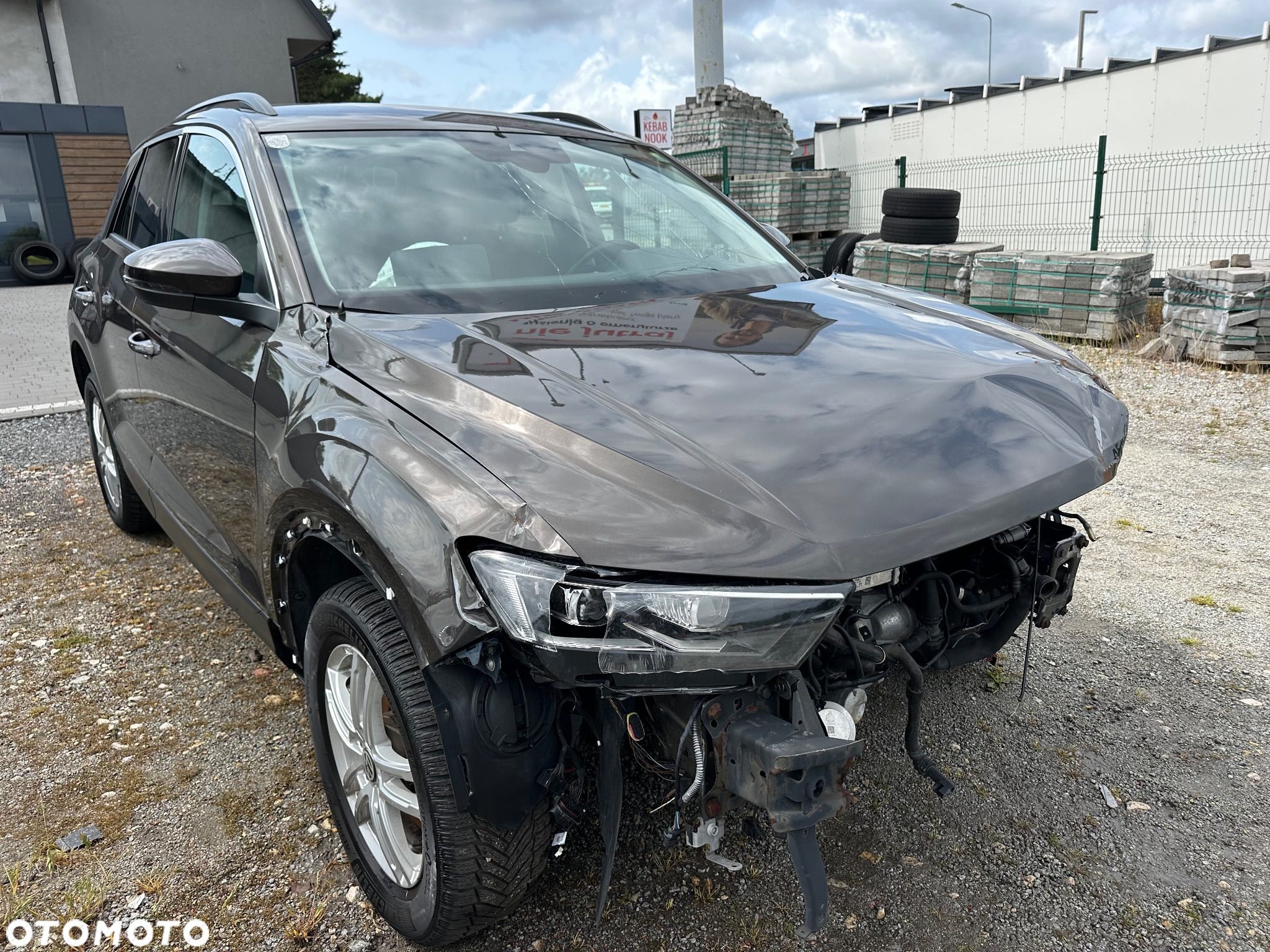 Volkswagen T-Roc 1.5 TSI GPF ACT Premium - 12