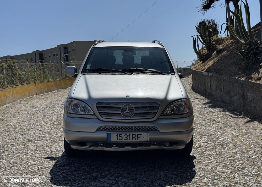 Mercedes-Benz ML 270 - 2
