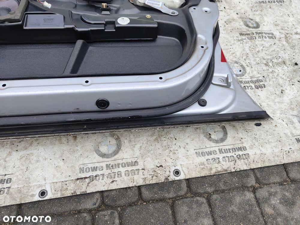 BMW E39 Drzwi prawe przednie przód Titansilber 354 - 12