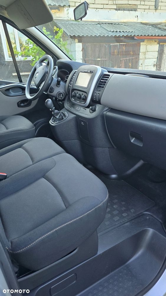 Renault Trafic - 28