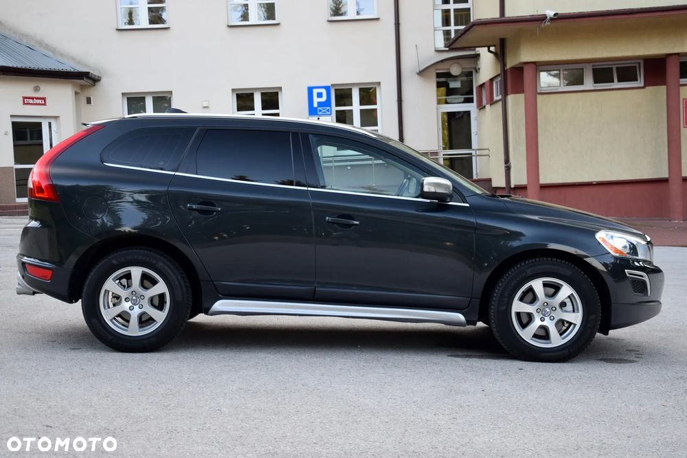 Volvo XC 60 D5 AWD RDesign - 9