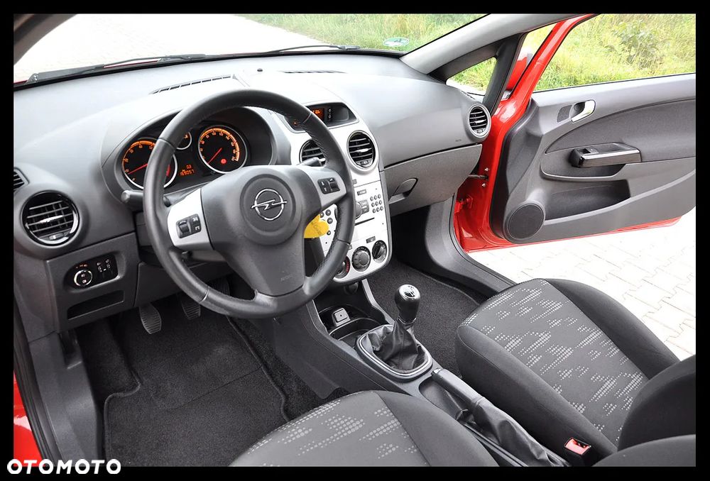 Opel Corsa 1.4 16V Satellite - 21