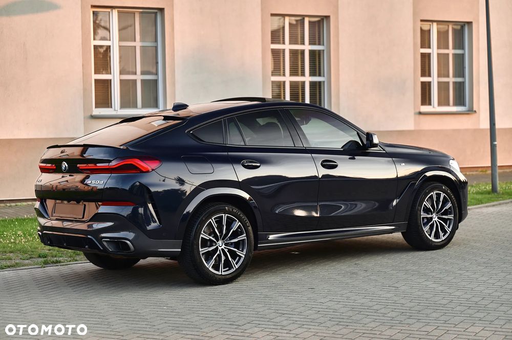 BMW X6M M50d - 12