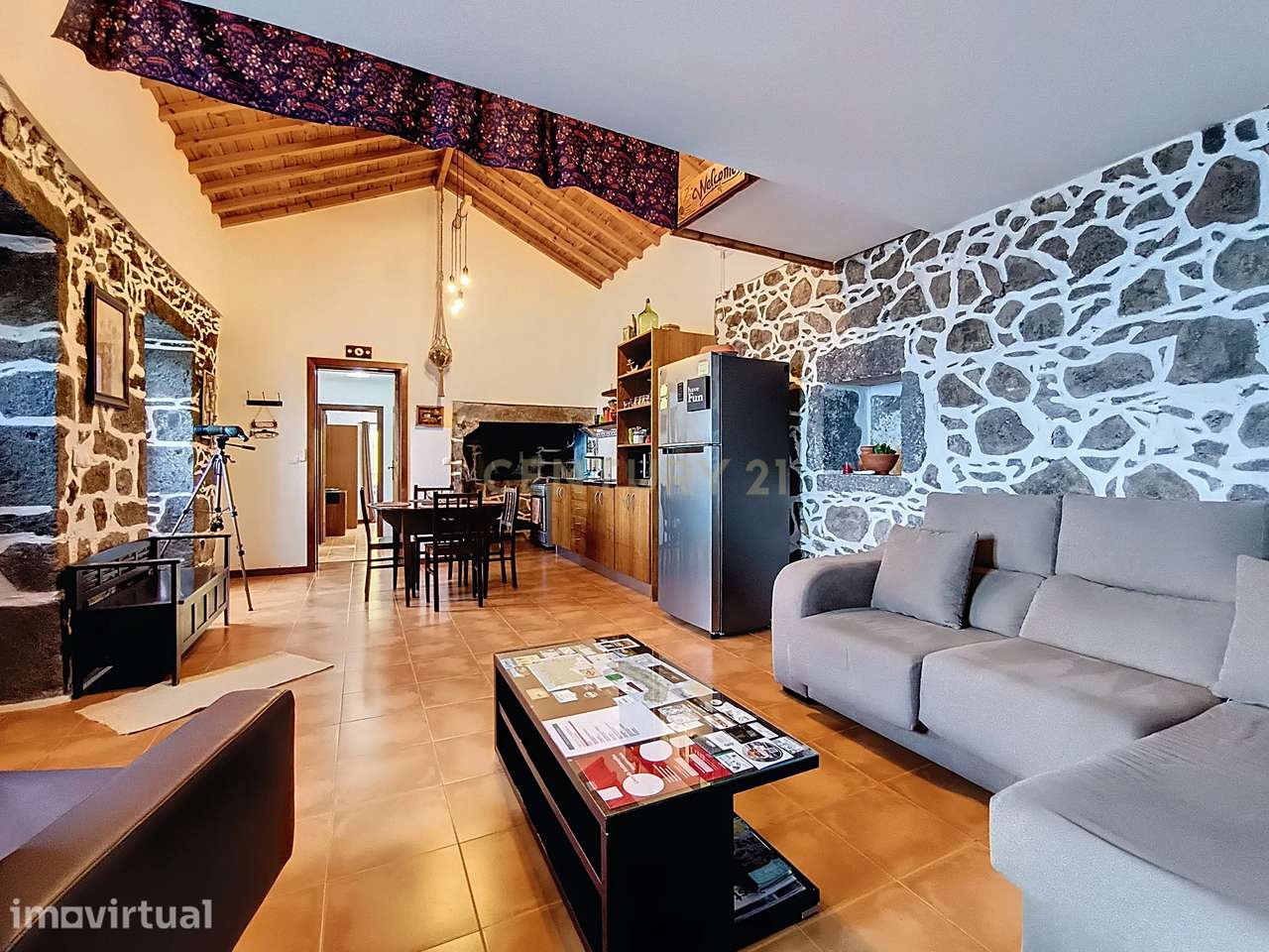 Casa Renovada em Nordeste, Ilha de São Miguel - Grande imagem: 5/17