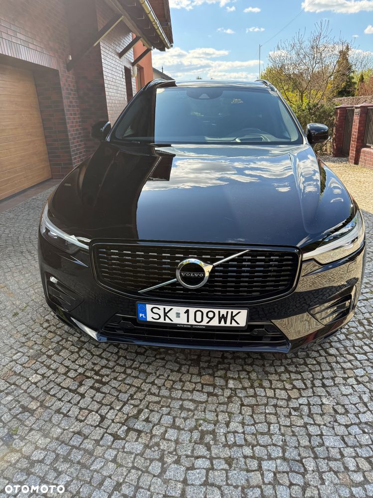 Volvo XC 60 B4 D AWD R-Design - 2