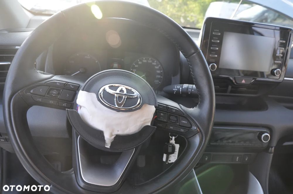 Toyota Yaris - 28