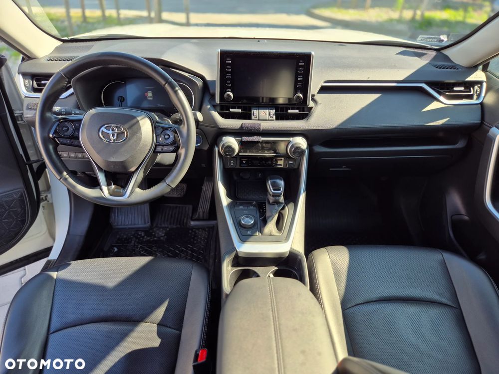 Toyota RAV4 - 7