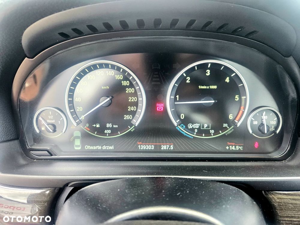 BMW Seria 5 520d Luxury Line - 36