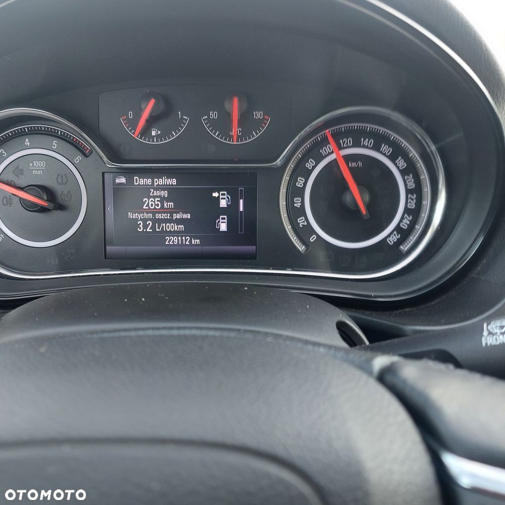 Opel Insignia - 5
