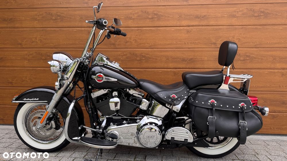 Harley-Davidson Softail Heritage Classic - 22