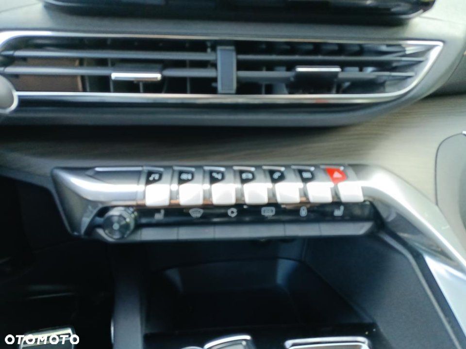 Peugeot 5008 - 15