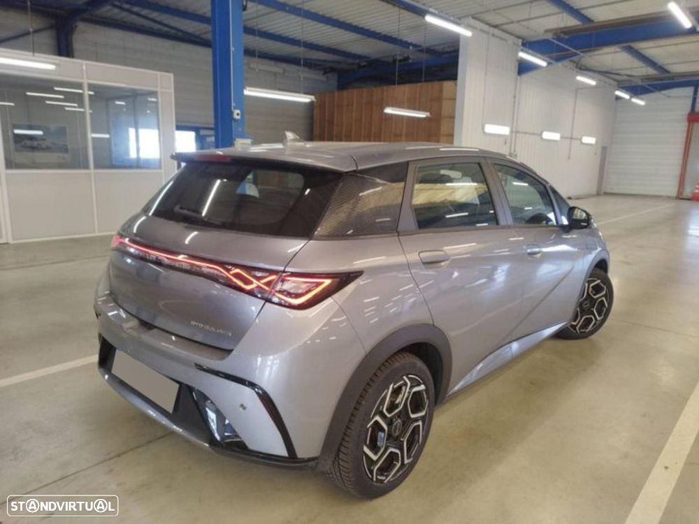 BYD Dolphin 60.4 kWh Comfort - 3