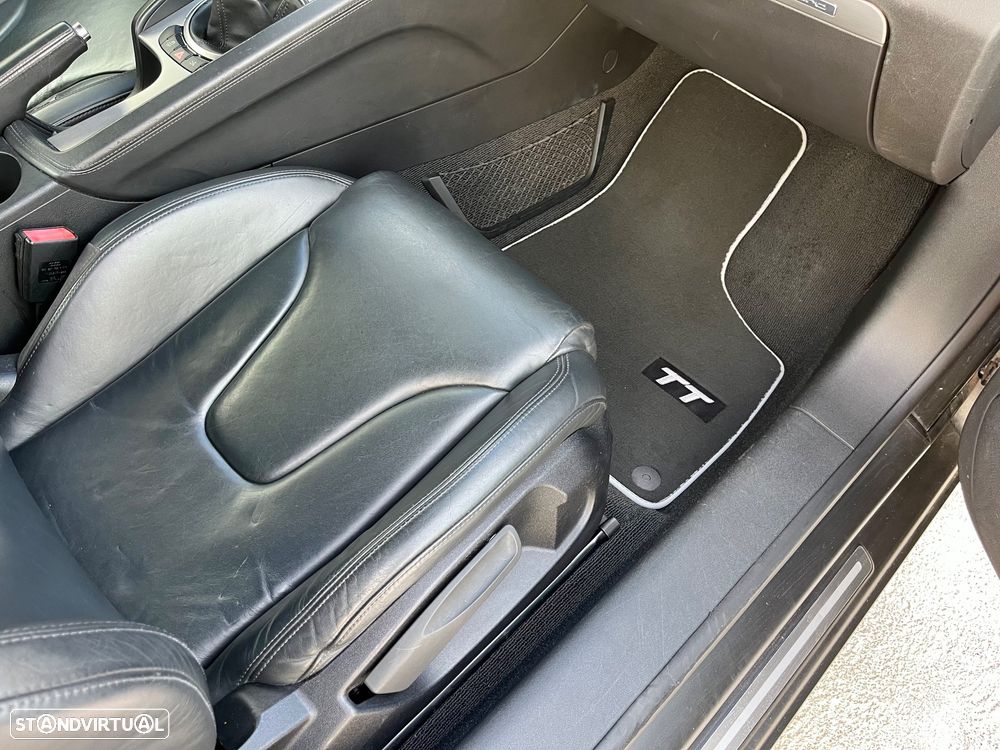 Audi TT Coupé 2.0 TDI quattro - 18