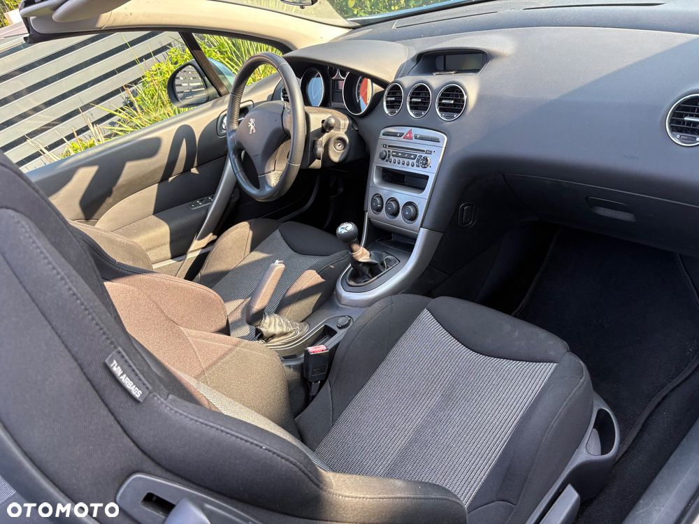 Peugeot 308 CC 1.6 Sport - 8