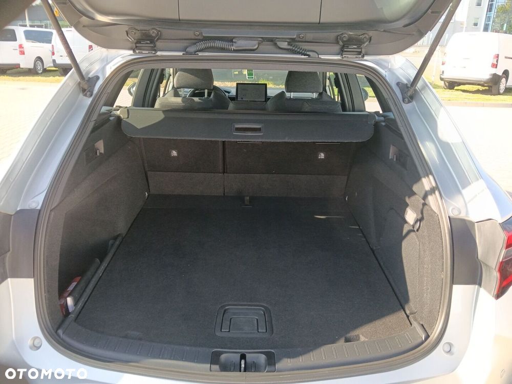 Toyota Corolla 2.0 Hybrid Comfort - 11