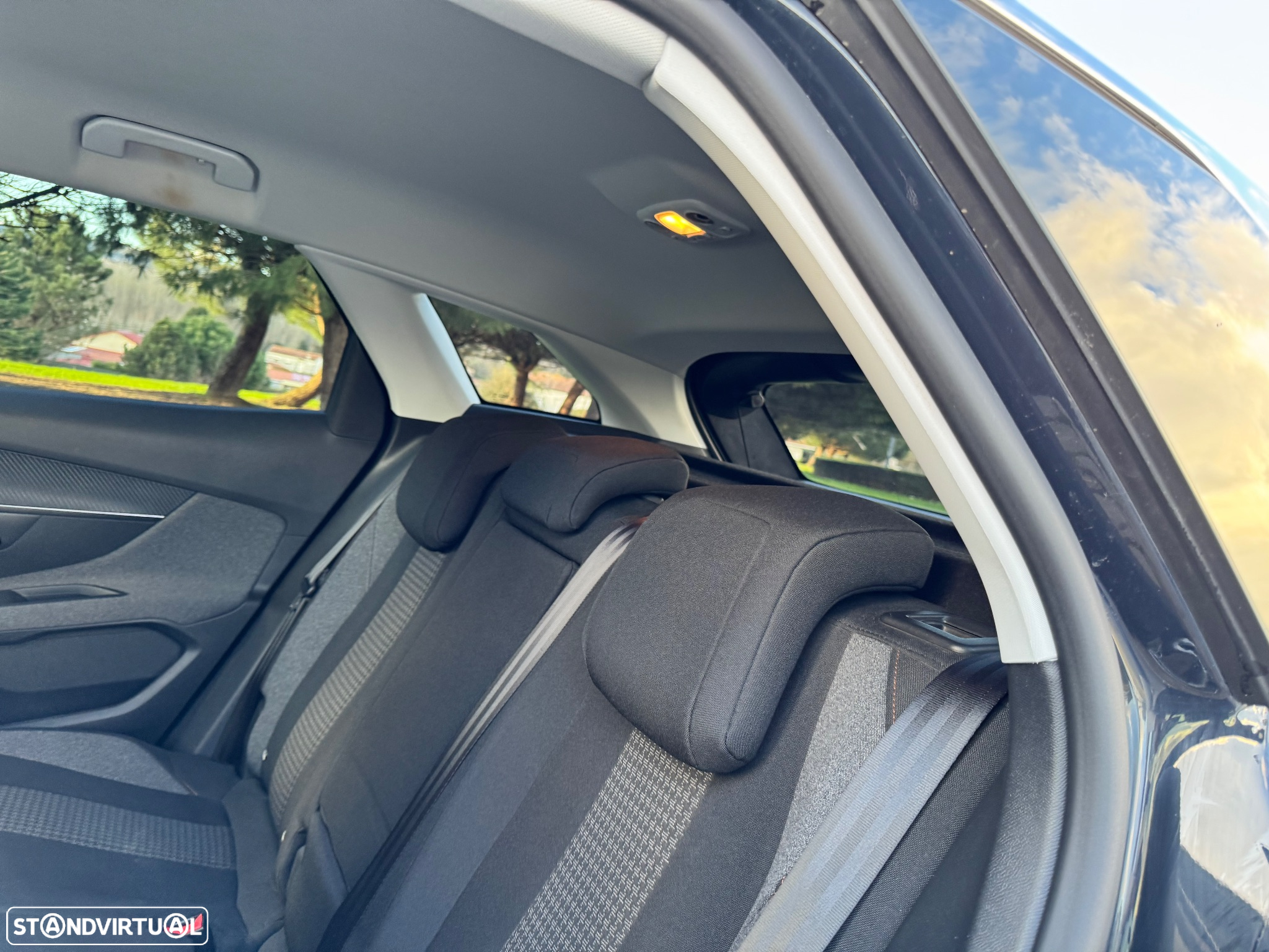 Peugeot 3008 1.5 BlueHDi Active - 23