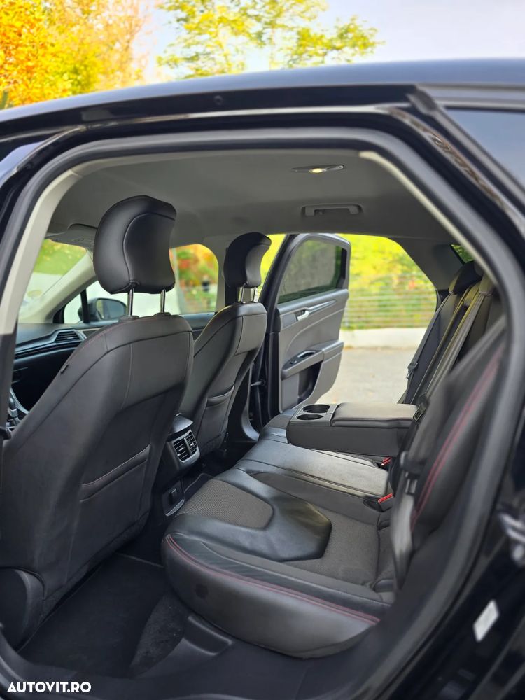 Ford Mondeo 2.0 TDCi Aut. ST Line High - 13