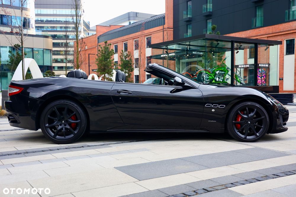 Maserati GranCabrio MC Centenario - 7