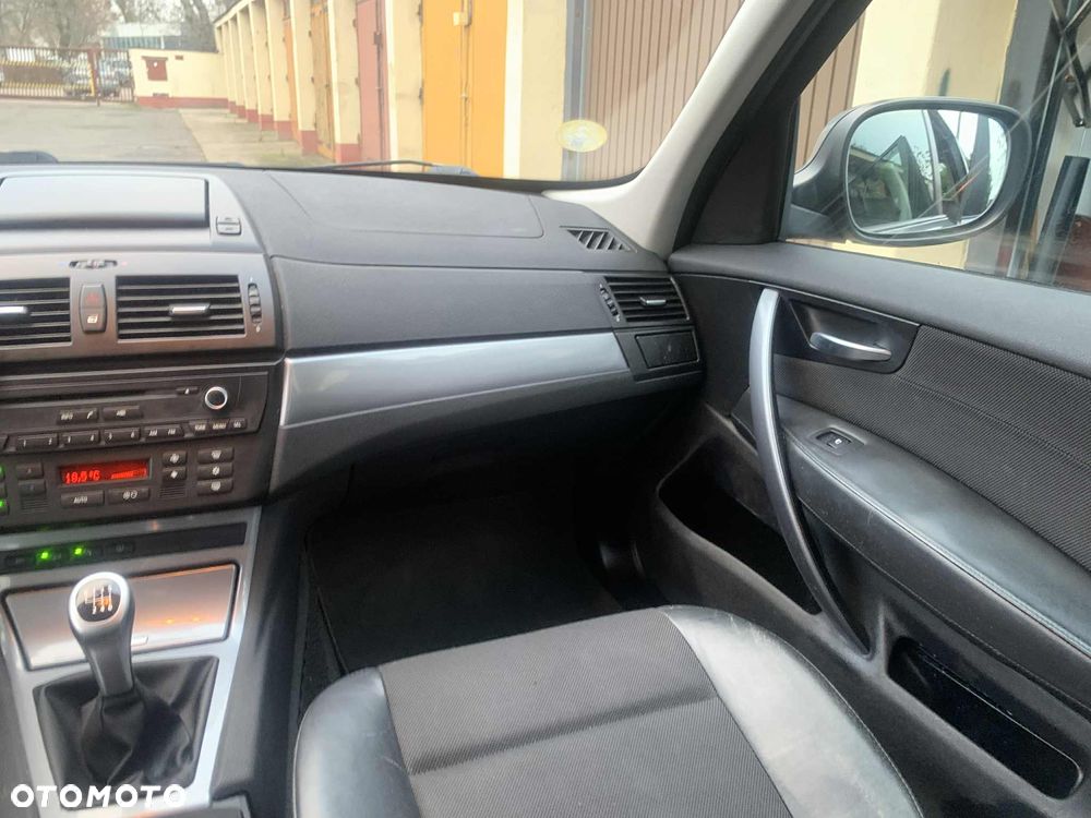 BMW X3 xDrive18d Edition Lifestyle - 16