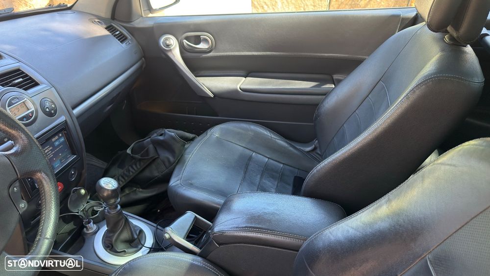 Renault Mégane CC ver-1-5-dci-privil-ge - 7