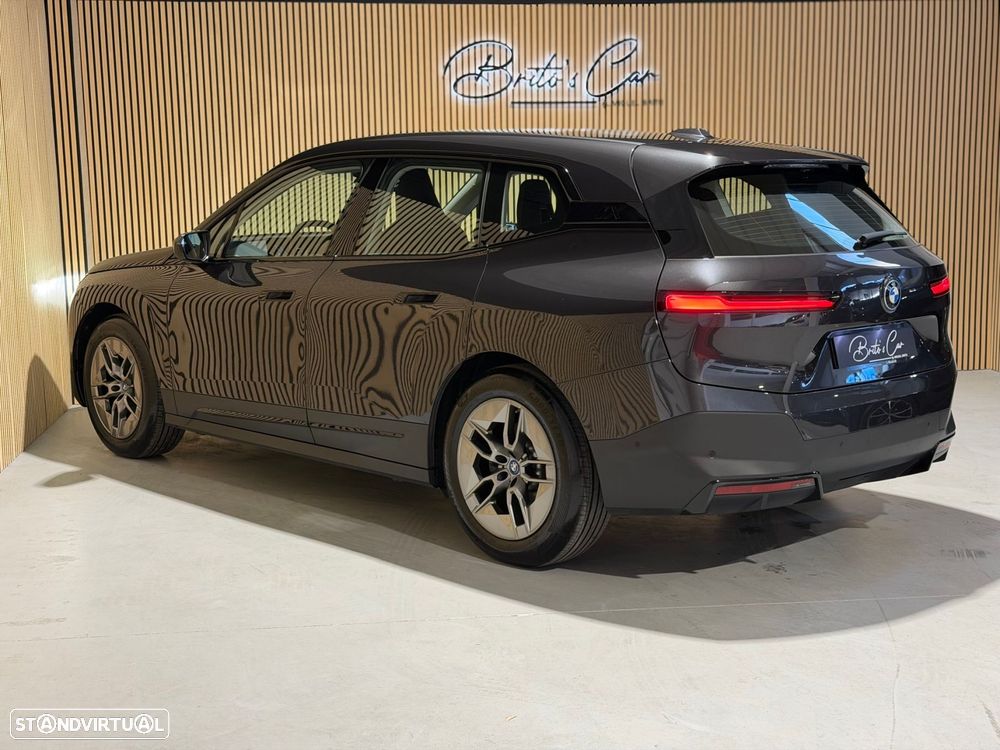 BMW Ix 2022 photo 3