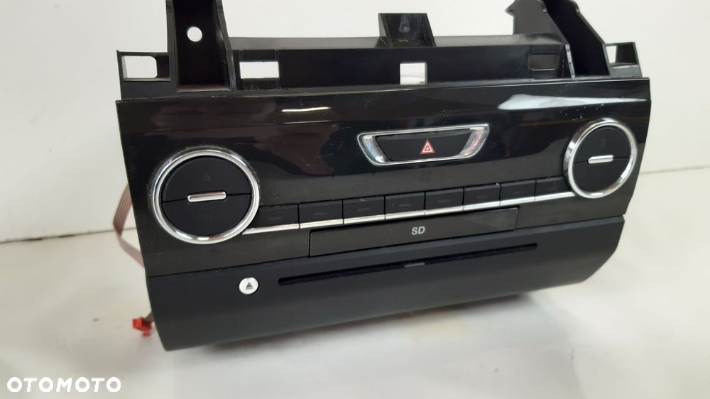 MASERATI GHIBLI RADIO 68257004AA - 3