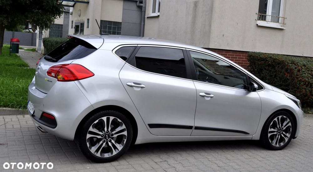 Kia Ceed 1.6 CRDi 128 Platinum Edition - 5