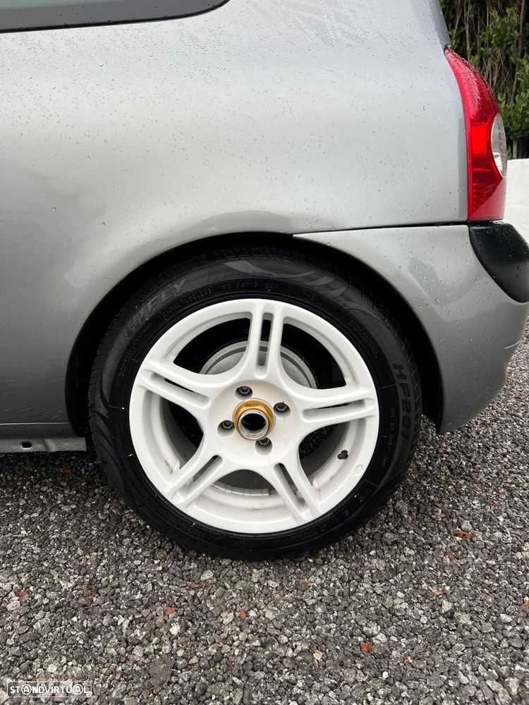 Renault Clio 1.5 dCi - 12