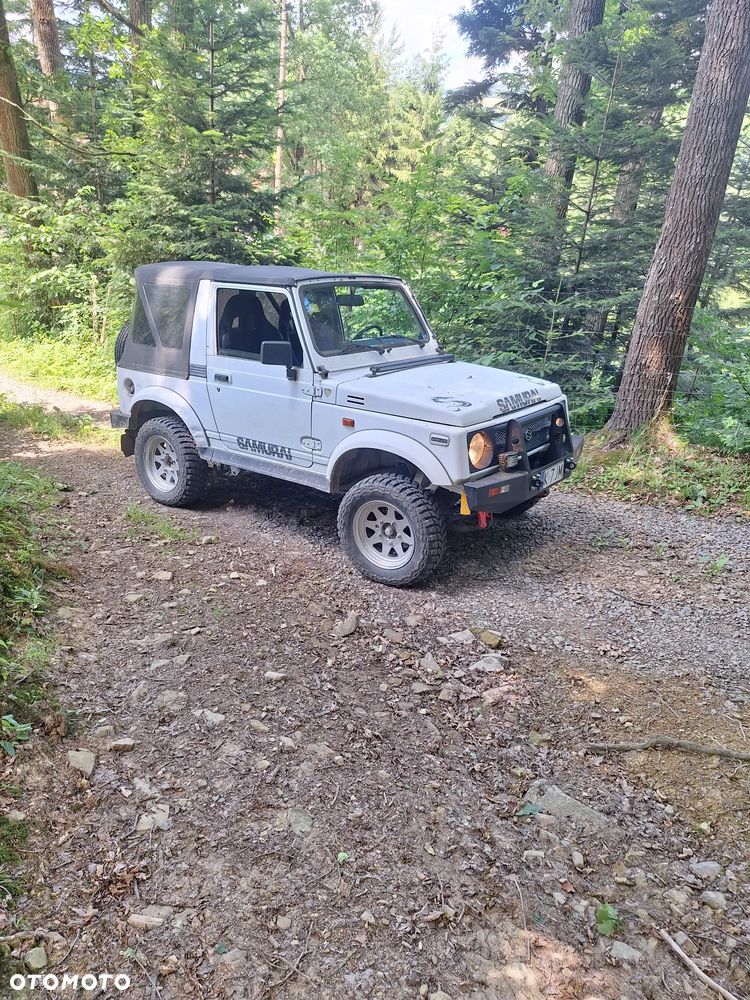 Suzuki Samurai - 7