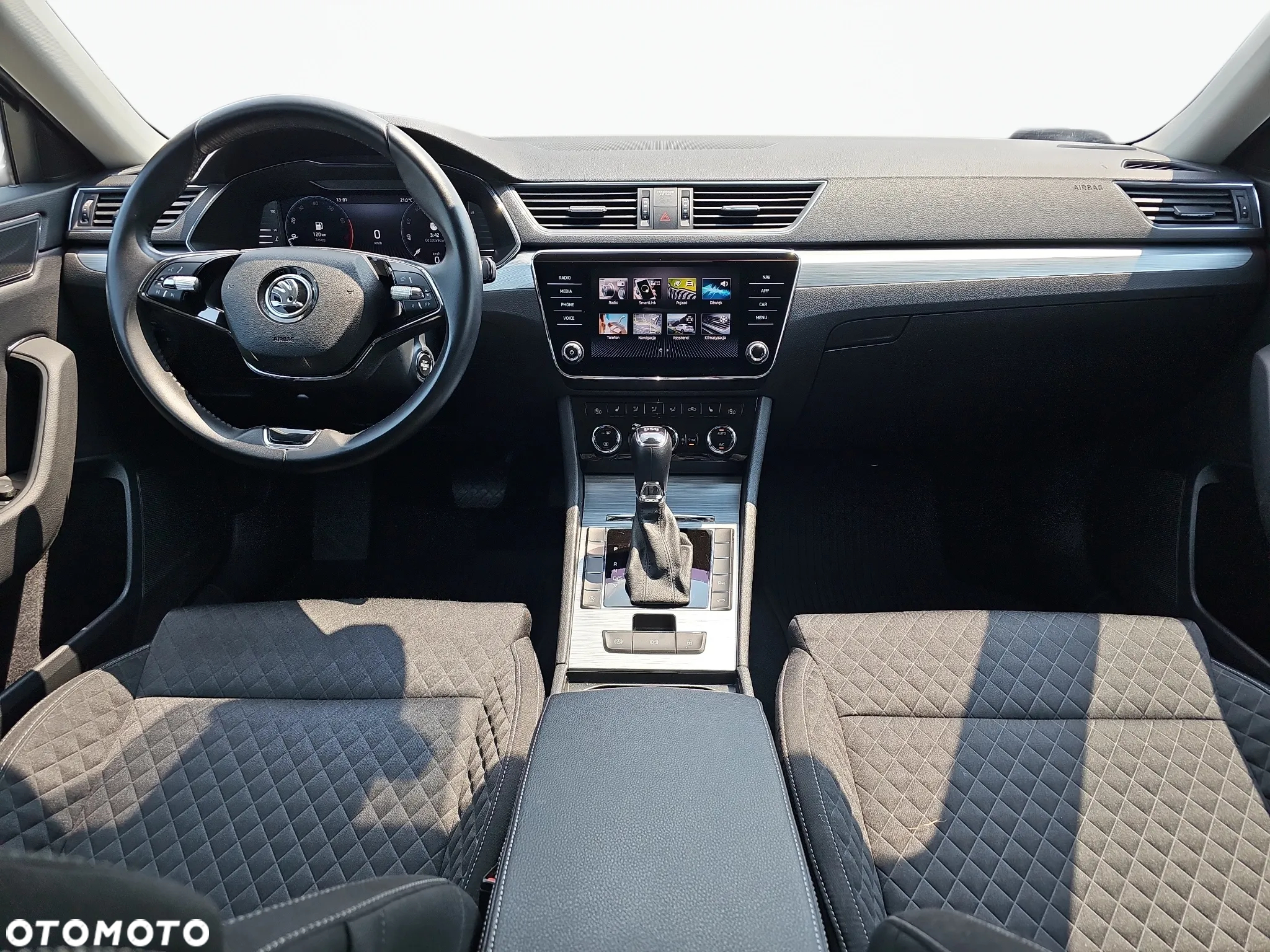 Skoda Superb 1.5 TSI Ambition DSG - 9