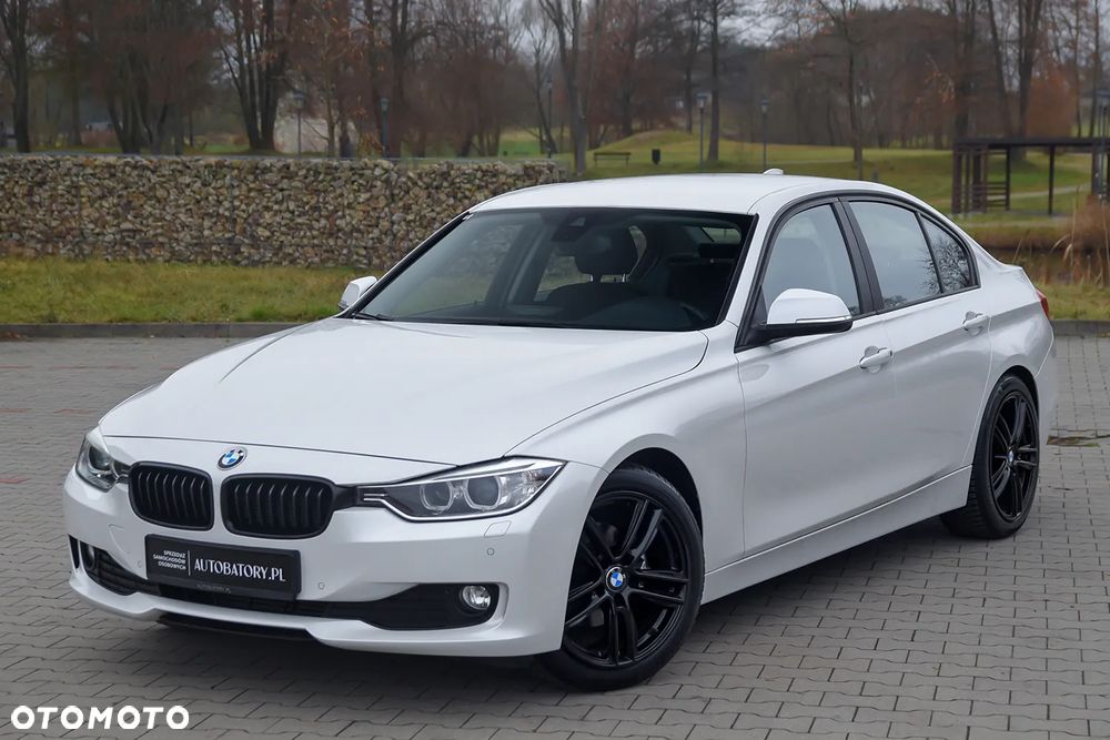 BMW Seria 3 318d - 14