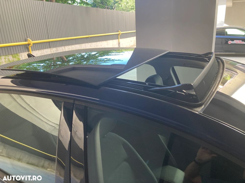Volkswagen Golf 1.5 eTSI ACT DSG MHEV Life - 4
