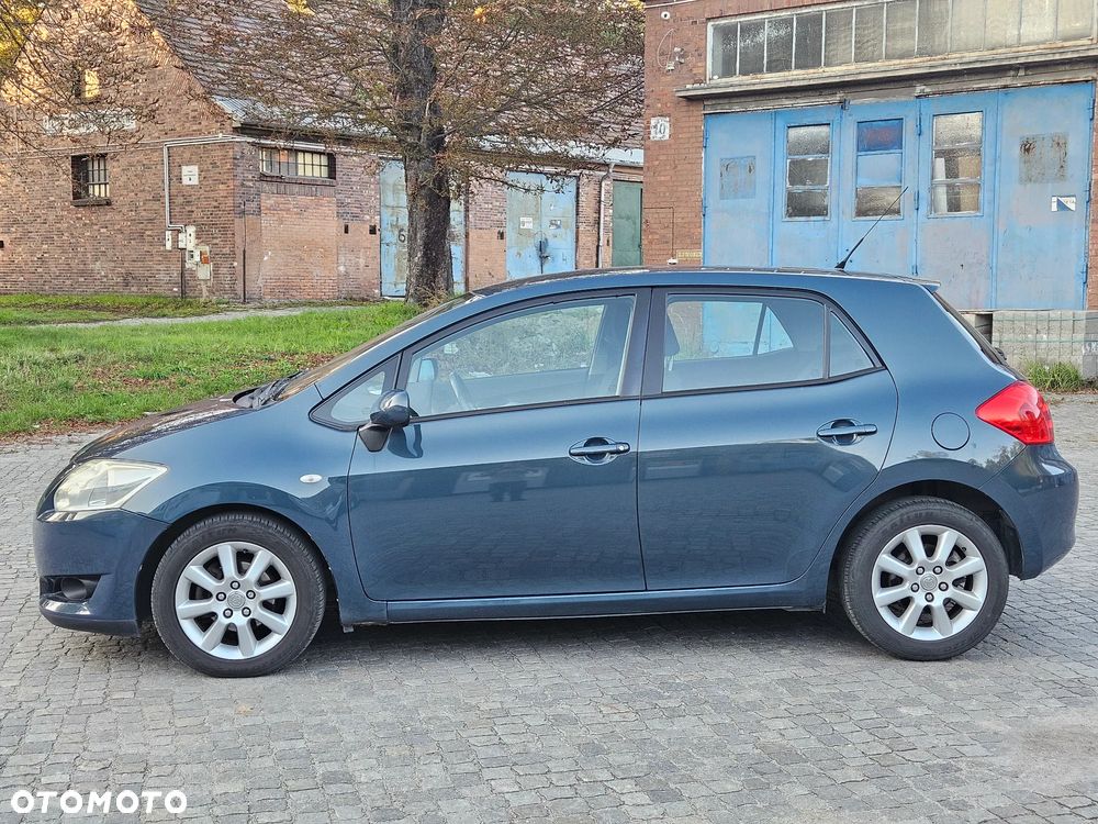 Toyota Auris 1.4 D-4D Life+ - 16