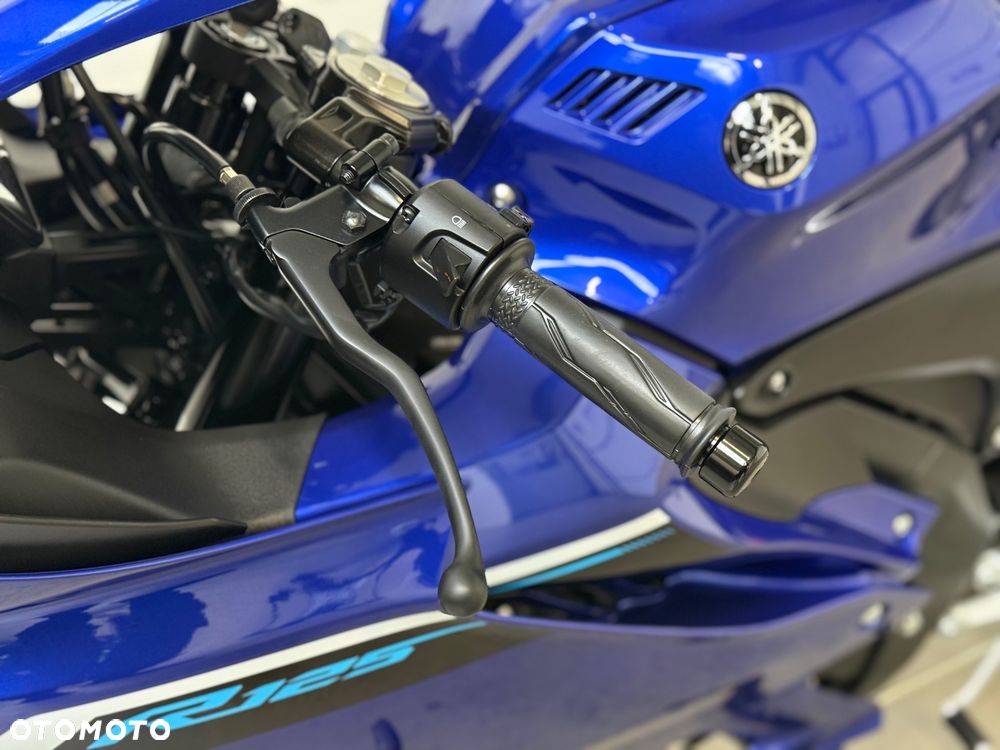 Yamaha YZF - 26