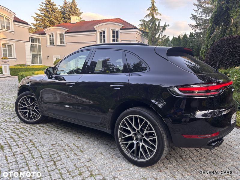 Porsche Macan - 13