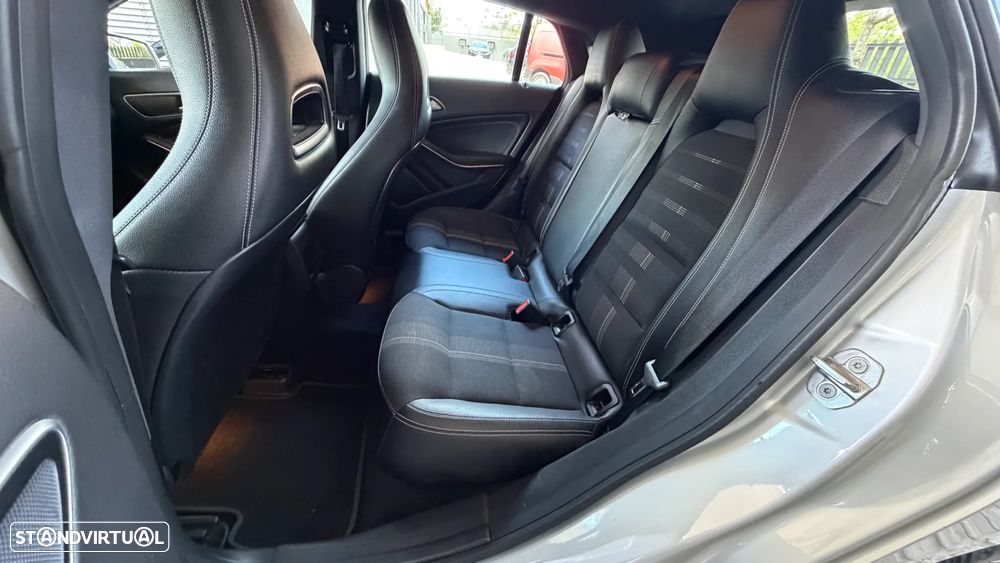 Mercedes-Benz CLA 180 d Shooting Brake Urban - 19