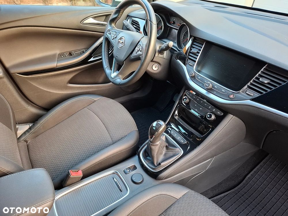 Opel Astra - 10