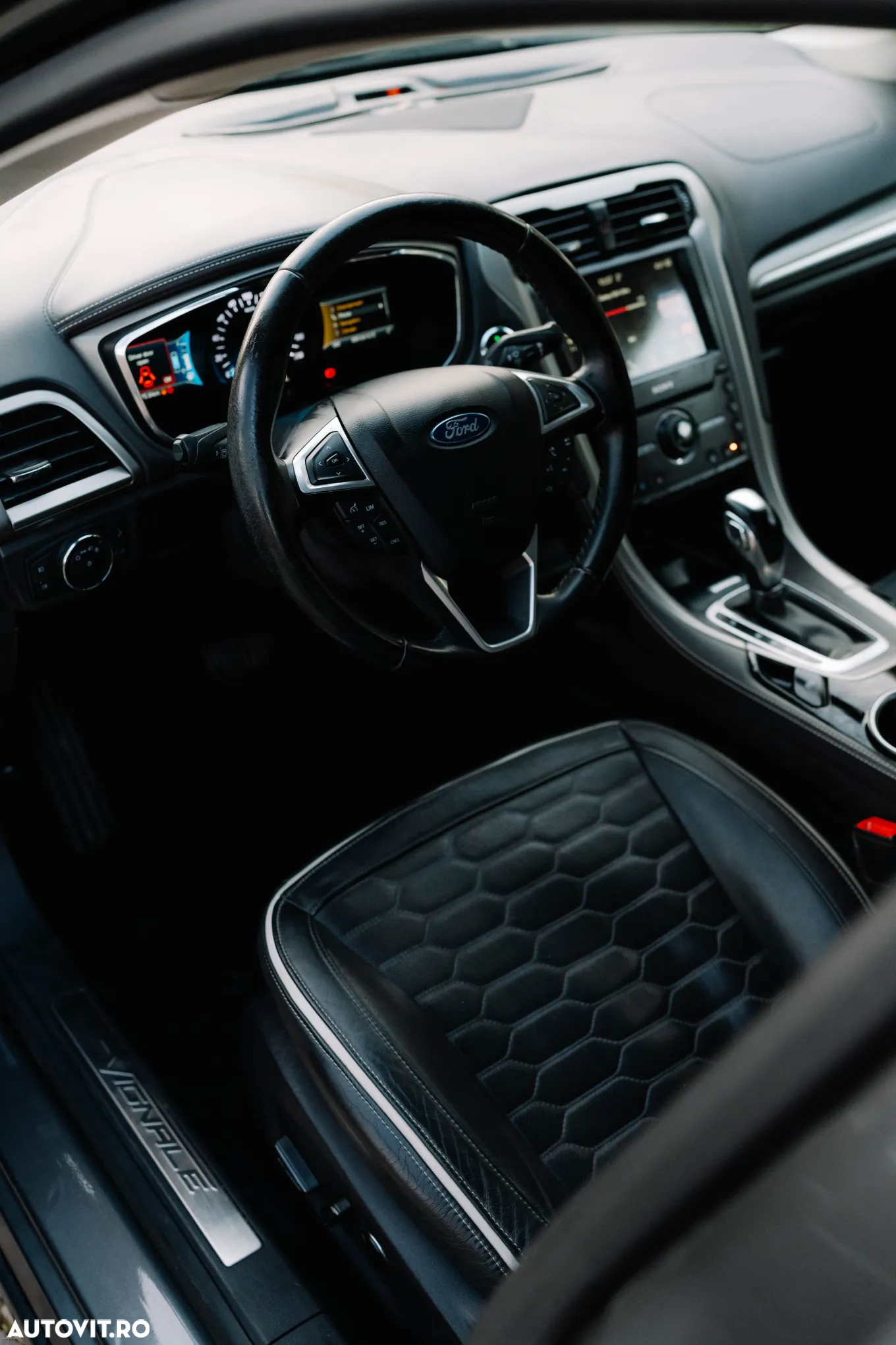 Ford Mondeo - 27
