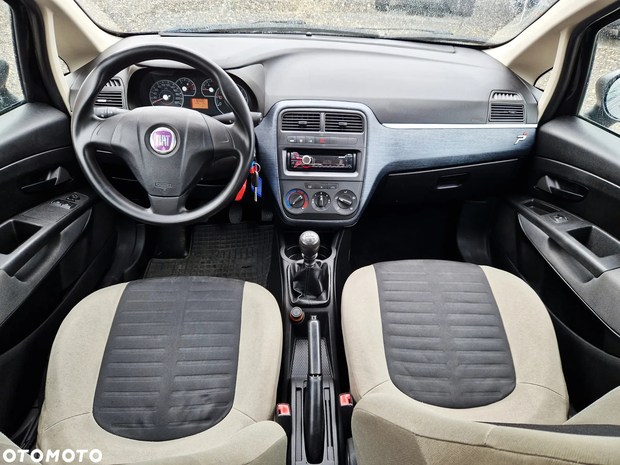 Fiat Grande Punto - 15